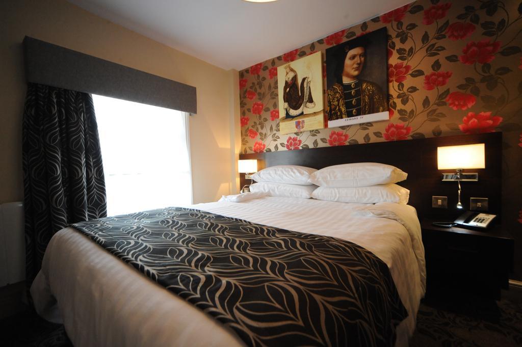 The Bull Hotel Stony Stratford Pokoj fotografie