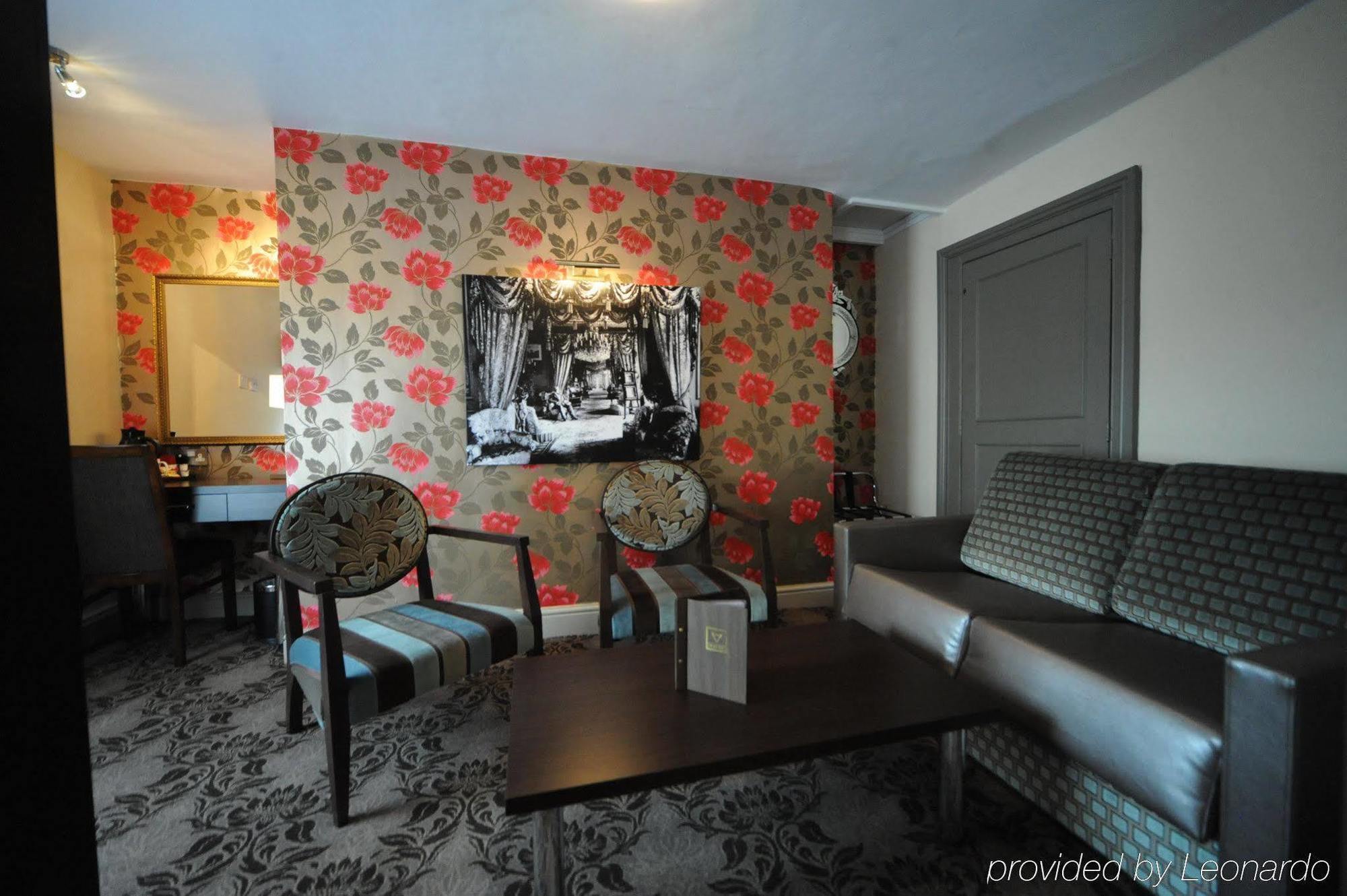 The Bull Hotel Stony Stratford Exteriér fotografie